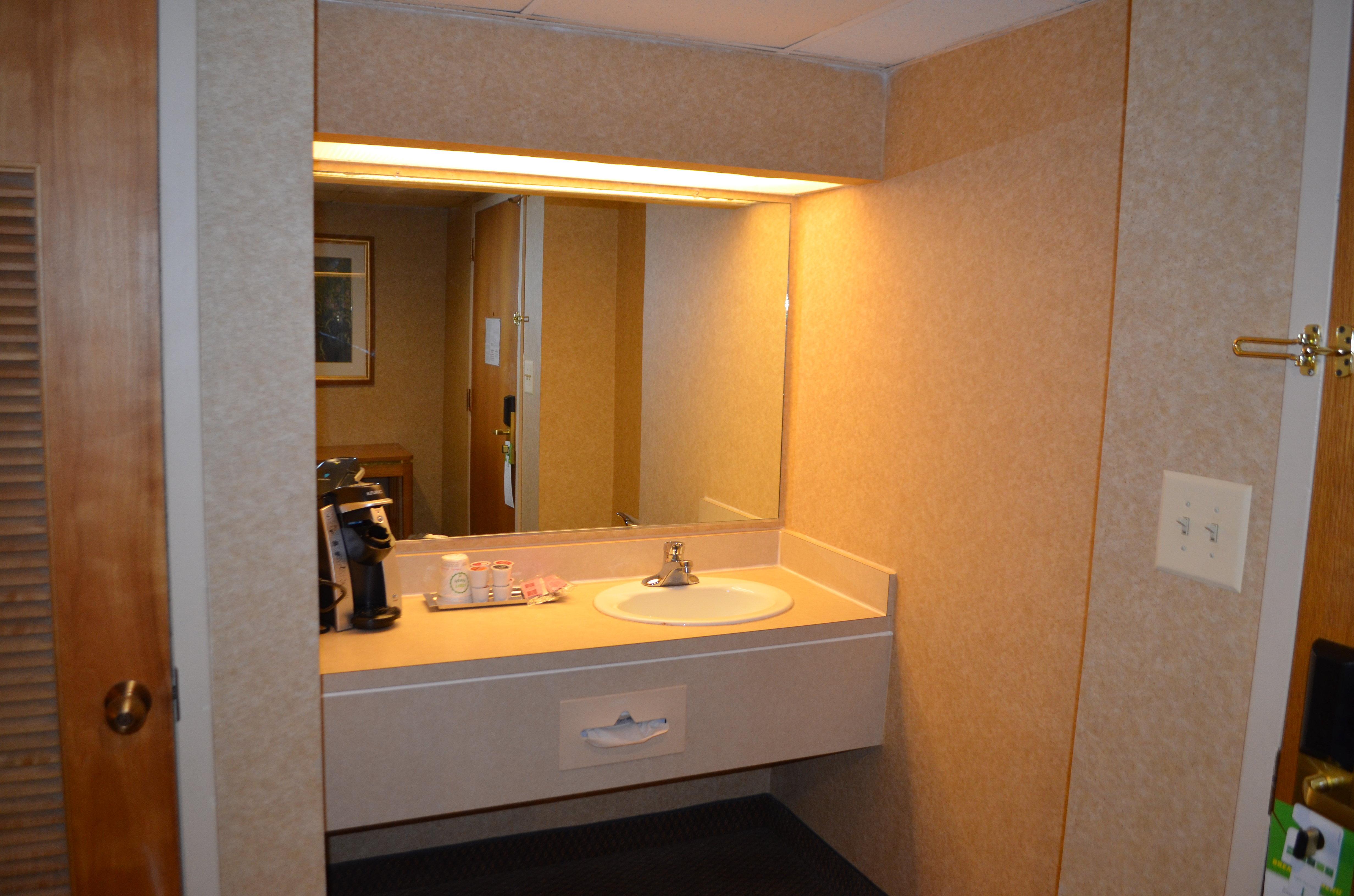 Liyo Inn Клинтън Екстериор снимка